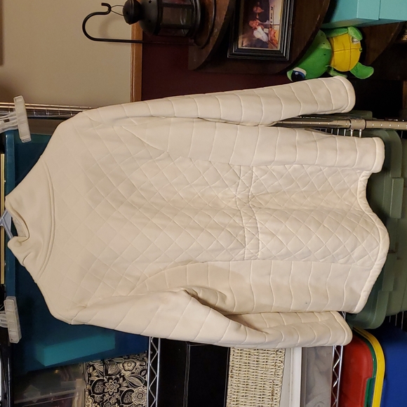 The North Face Winter Coat - Picture 9 of 10